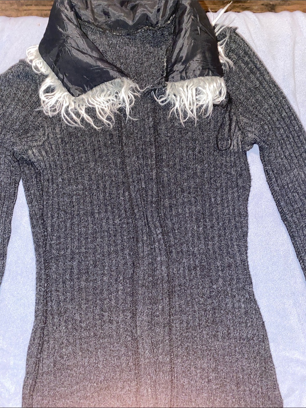 Charlotte Russe Charcoal Ribbed Knit Sweater with Faux Fur Collar